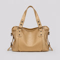 Moderne Handtasche Gold Schuppen-Optik – Frontansicht