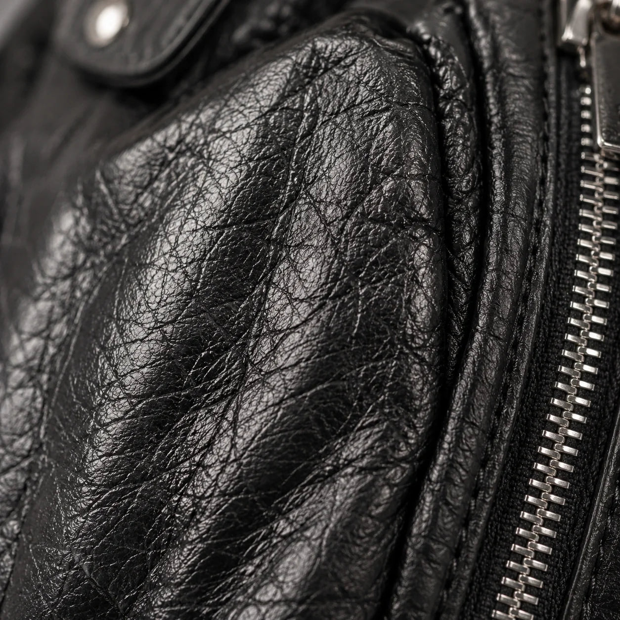 Organizer Handtasche Schwarz Lederoptik – Innenansicht mit geöffnetem Fach