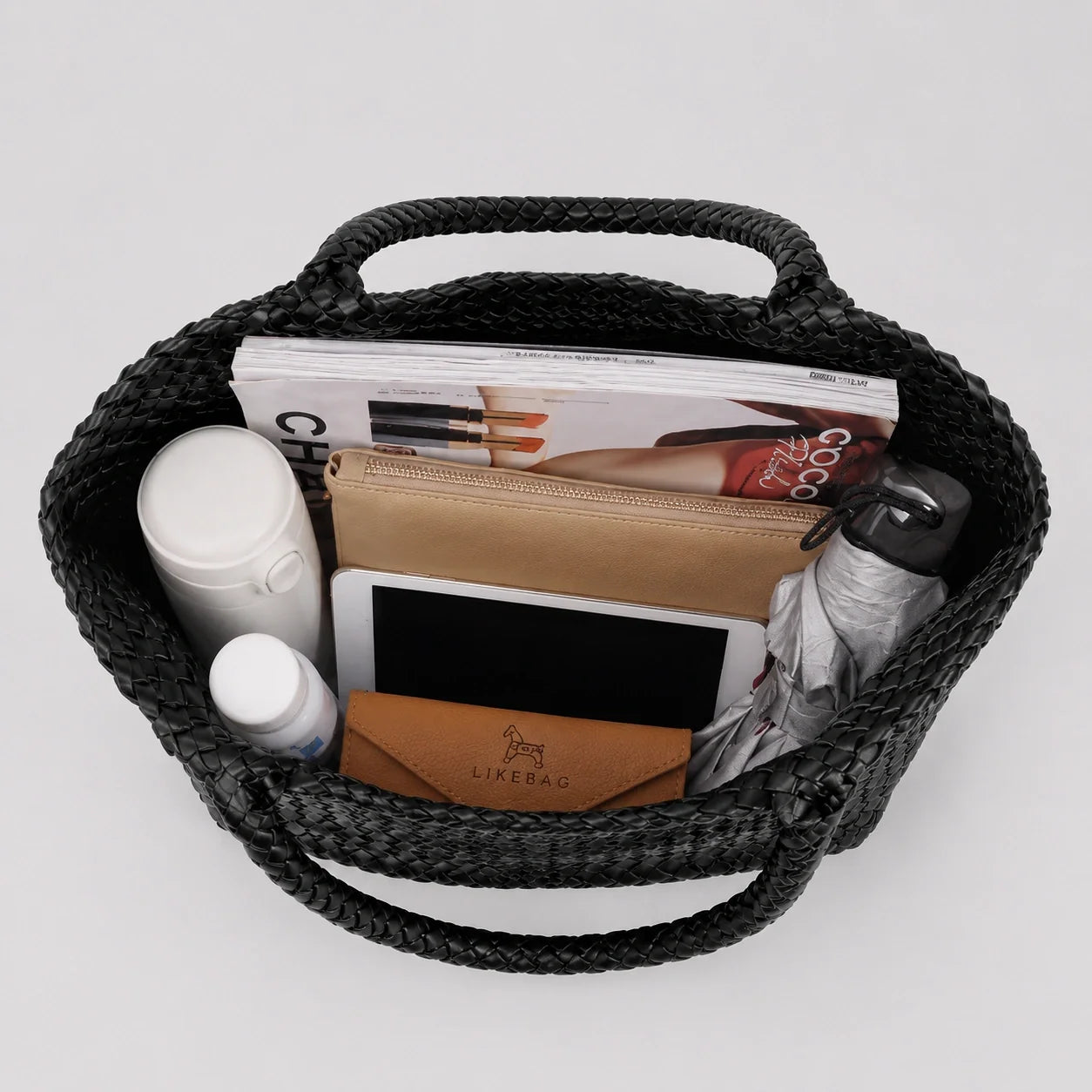 Tote Bag Set Schwarz mit Clutch – Innenansicht mit geöffnetem Fach