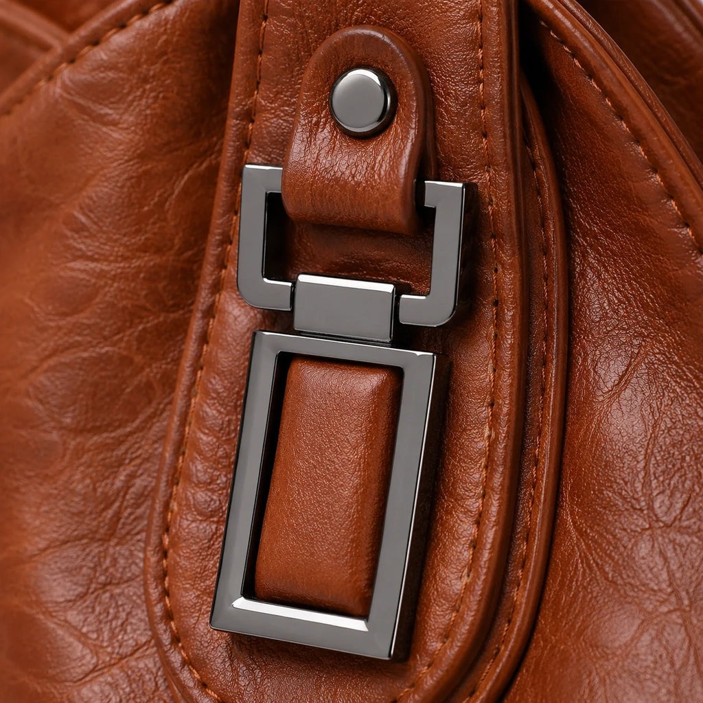 Crossbody Tasche Cognac Groß – Nahaufnahme der Materialstruktur