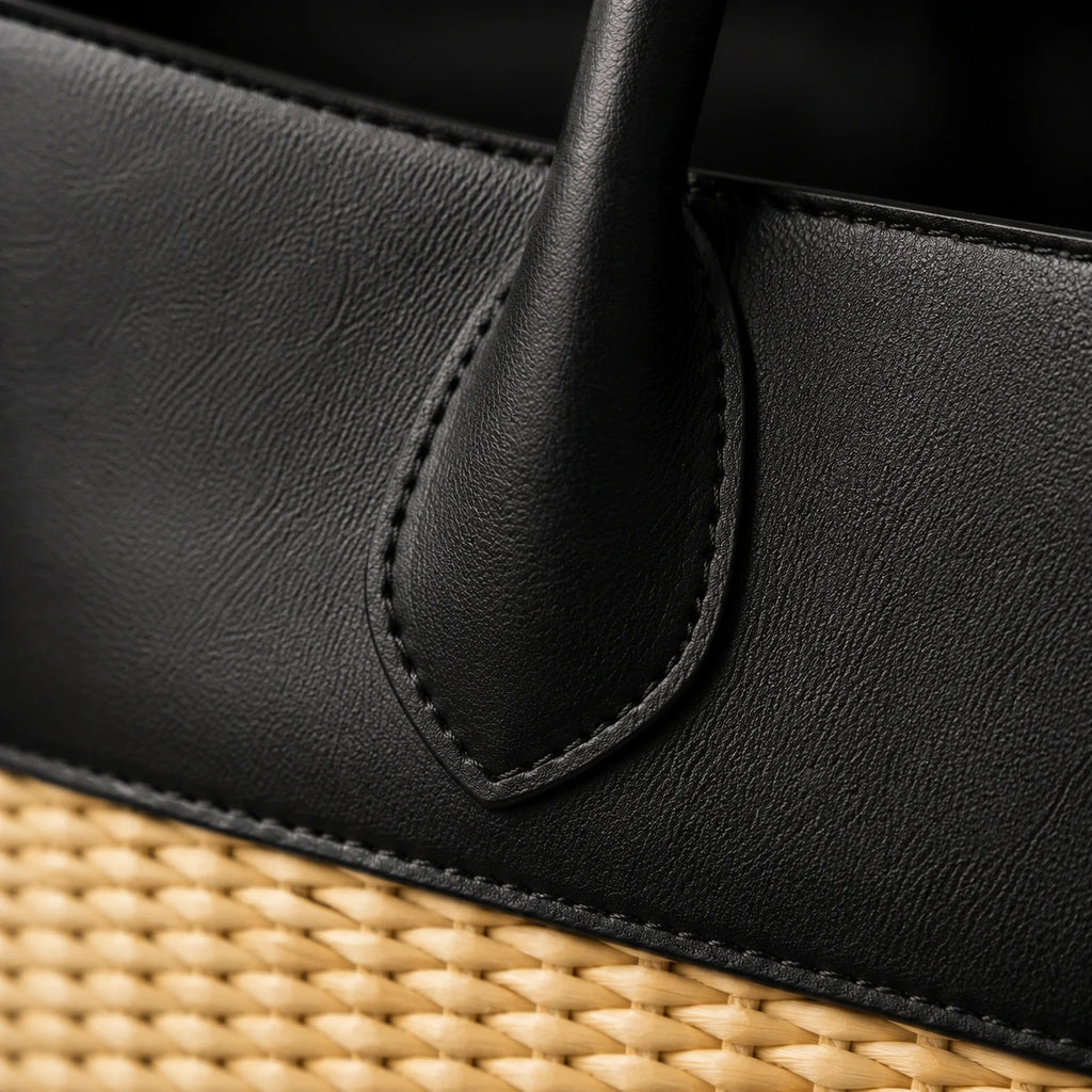 Patchwork Strohtasche Boho – Detailaufnahme der Verarbeitung